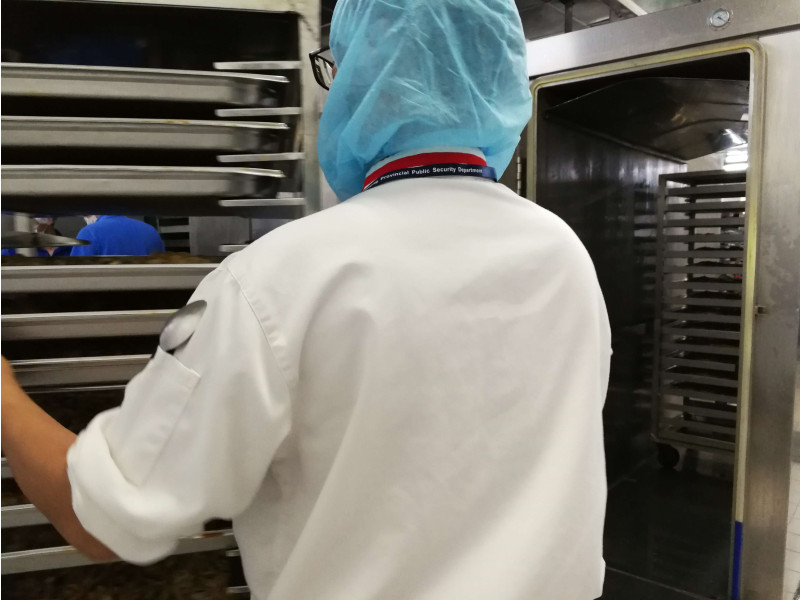 又一臺高端蒸汽噴射快速冷卻機交付山東食品客戶，蒸汽系統(tǒng)比傳統(tǒng)的熟食快速冷卻機效率會快2倍左右，費用比傳統(tǒng)的熟食快速冷卻機高出30%，而且故障率非常低，越來越多的客戶選用這種更為先進的蒸汽噴射系統(tǒng)的快速冷機。