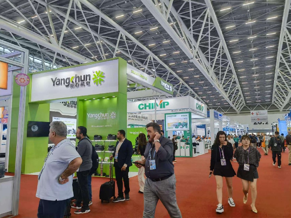 公司成功完成第134屆秋季廣交會(huì)活動(dòng)，到會(huì)新老客商接重而來，絡(luò)繹不絕，公司高新技術(shù)蒸汽式熟食快速冷卻機(jī)，高端片冰機(jī)獲得客商高度認(rèn)可，為公司開拓更多的國際市場奠定基礎(chǔ)。